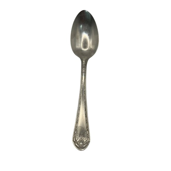 Oneida Tudor Plate Silverplate Teaspoon 1932 Bridal Wreath Pattern 6 Inches Long - Picture 4 of 6